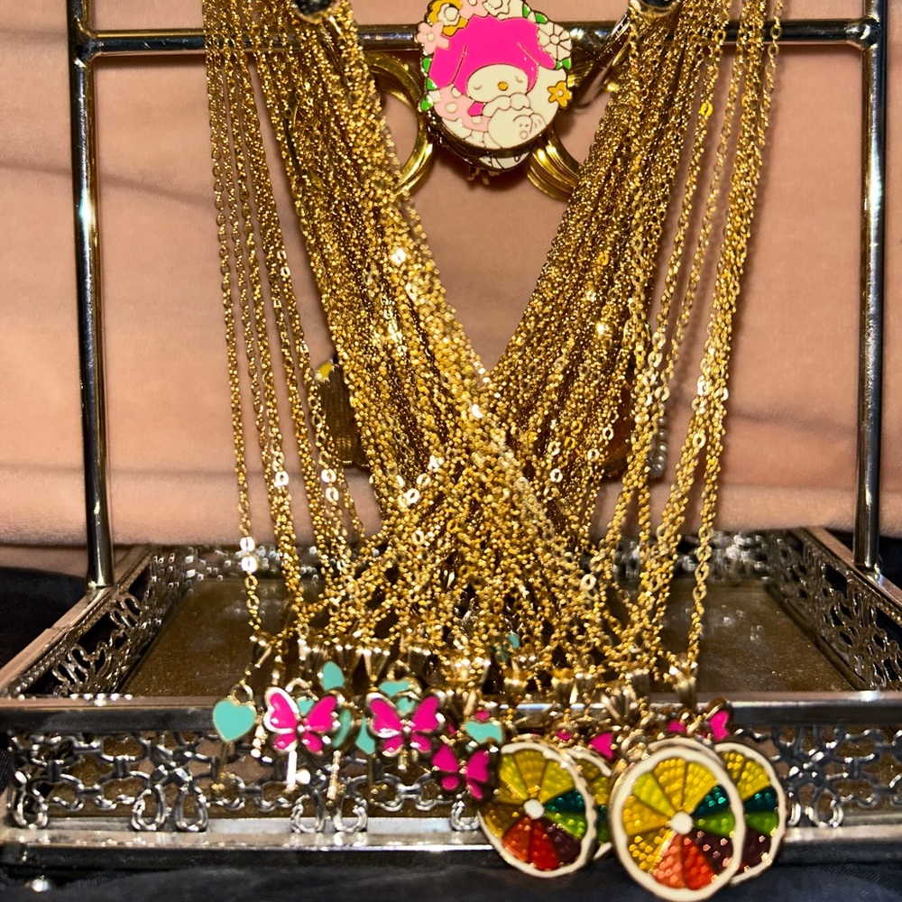 Blue🩵Key🔑 Necklace - Picture 2 of 11